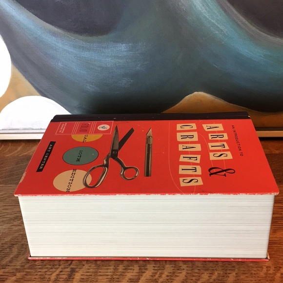 Arts & Crafts Book Storage Tin - Picture 3 of 8